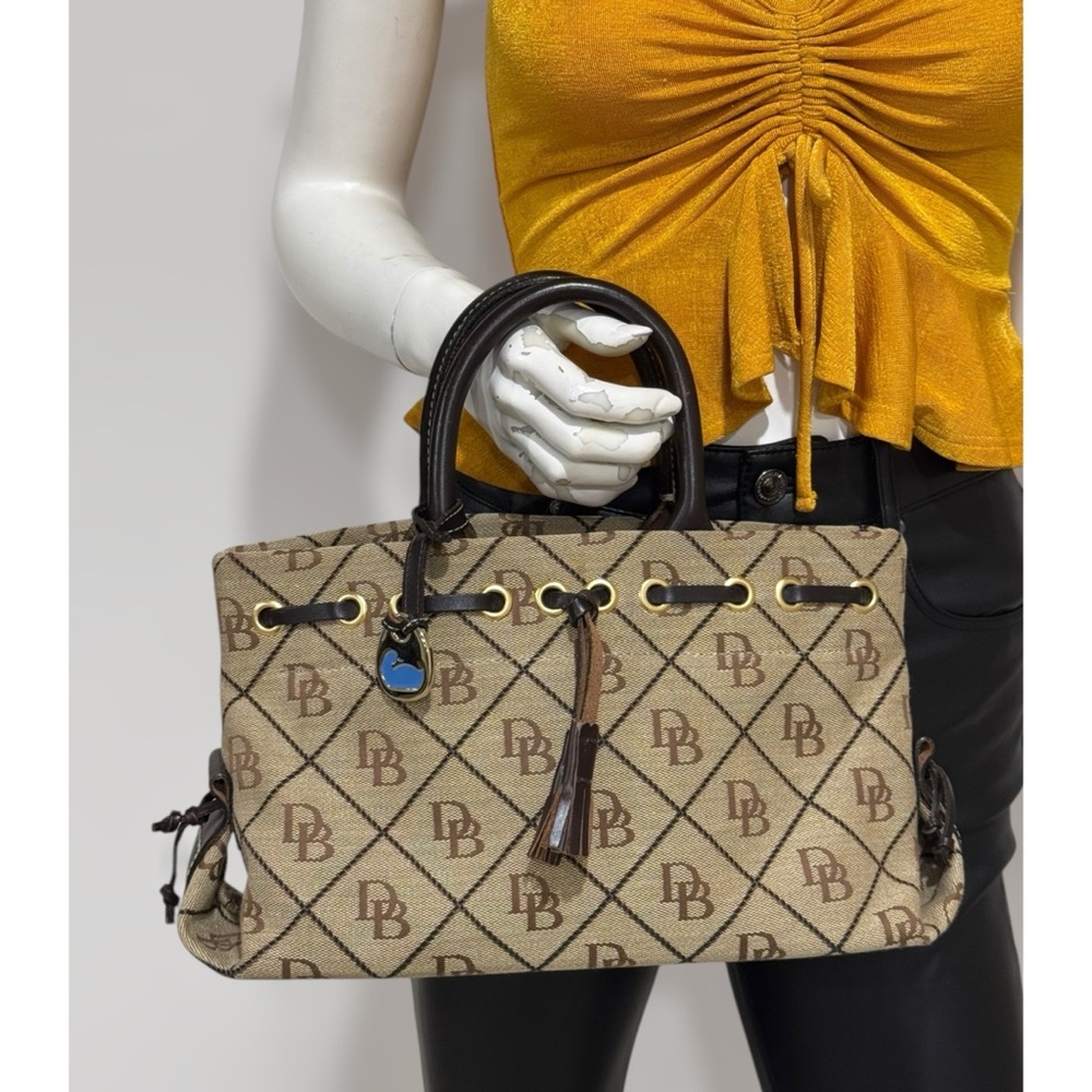 Vintage Dooney & Bourke Brown Logo Print Canvas Tassel Tote Satchel Bag - Picture 5 of 13